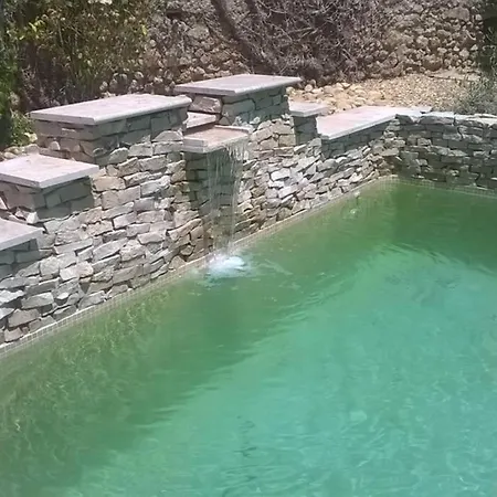 Sous La Tonnelle, Maison De Tatil Evi Murviel