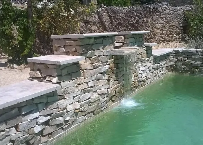 Holiday home Sous La Tonnelle, Maison De